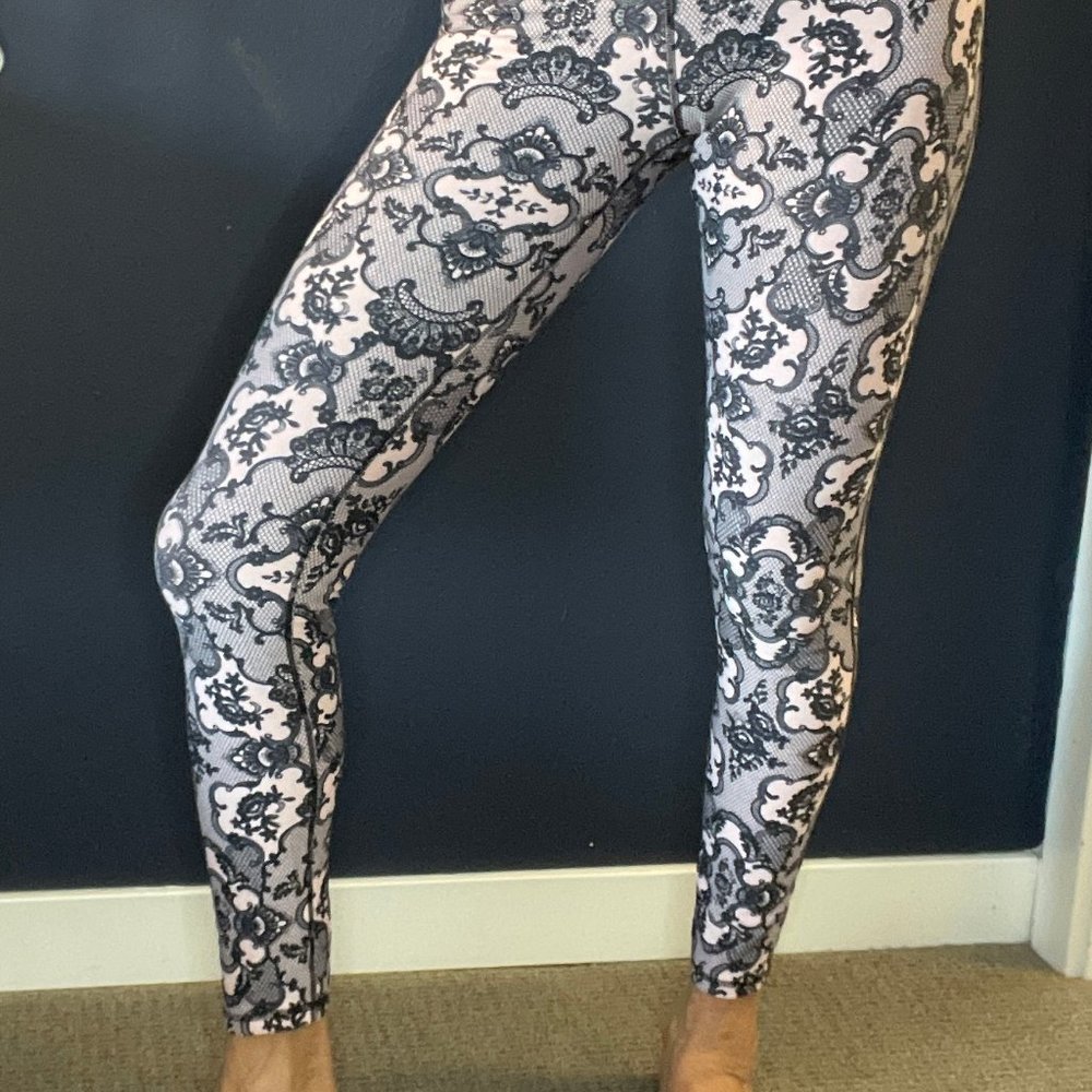 Fabletics Pattered Lace Legging